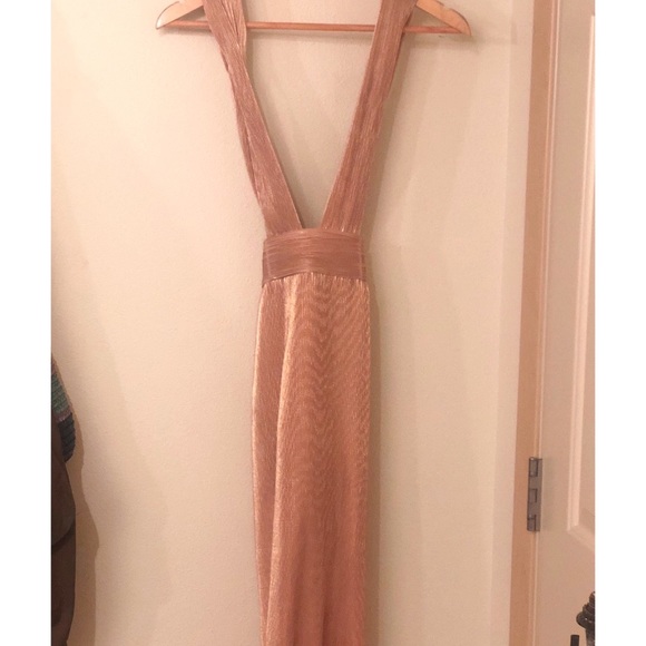 HOST PICK ⭐️🎉 House of CB Isolde Dress - Picture 4 of 4